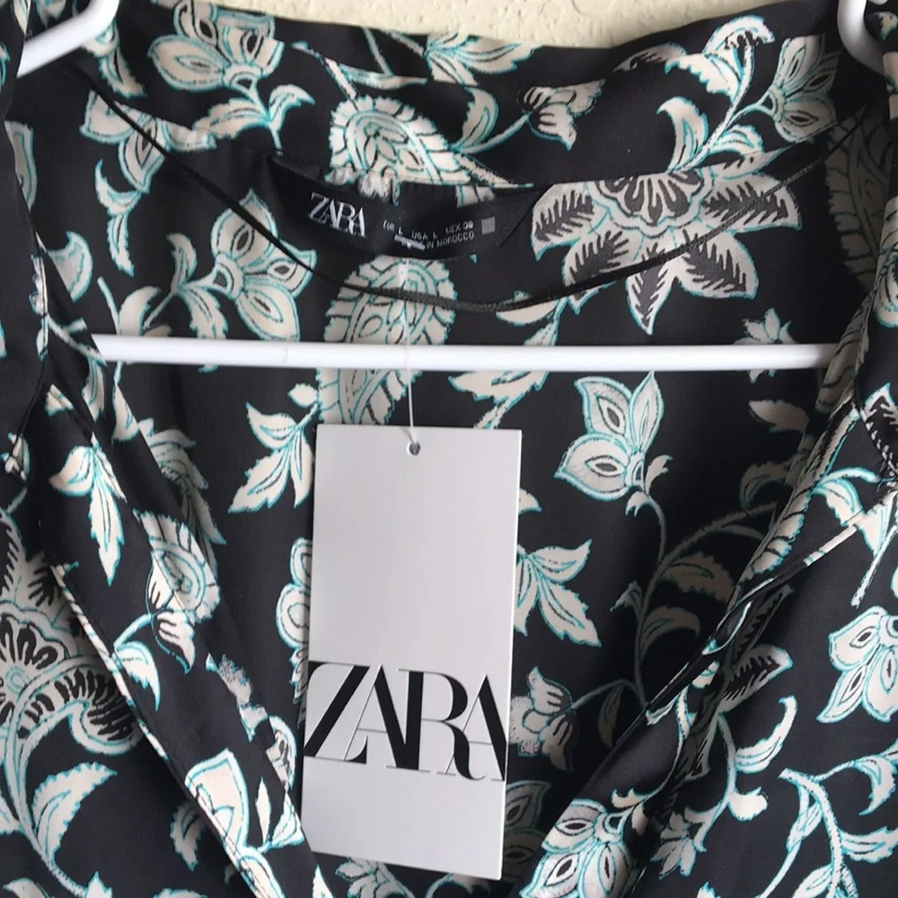 ❤️HP🎉NWT ZARA DRESS Size M - Picture 4 of 4